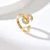 Anel Aberto de Alfabeto de 26 Letras Transfronteiriço para Mulheres, Estilo de Nicho de Luxo, Nova Joia de Cobre com Zircônia para Mulheres