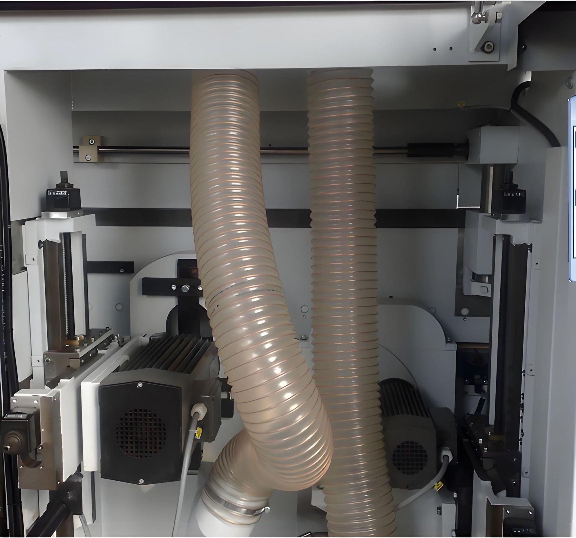 a3551e9c535696feea0d3b06b75411