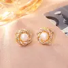 Brincos de Zircônia Microcravejada de Luxo Leve, Brincos de Pérola Natural de Água Doce de Alta Qualidade, Brincos da Moda com Design Exclusivo para Mulheres