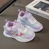 Sapatos de Menina 2025 Outono Novos Tênis Infantis Menina Desenho Animado Leve Sola Macia Respirável Tênis de Corrida Pai