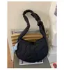 Bolsa de Ombro Novo Estilo, Bolsa Feminina Casual e Simples em Formato de Nuvem, Bolsa de Ombro Tendência e Fashion, Bolsa de Ombro Transversal para o Dia a Dia de Grande Capacidade