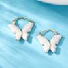 Pendientes de Mariposa de Arena Movediza Crema Hebilla de Oreja Avanzada de Lujo Ligero Pendientes Elegantes Nuevos 2023 Pendientes de Diseño de Nicho