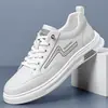 2026 Novos Sapatos Masculinos Brancos Versáteis Modernos Sapatos Baixos Couro Genuíno Sapatos Individuais Modernos Sapatos de Corte Baixo Casuais Atacado
