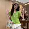 Camiseta de punto corta de manga corta estilo coreano con cuello en V azul Klein para mujer, estilo fino de verano, adelgazante, holgada y rejuvenecedora