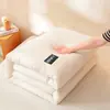 Atacado de Fábrica Colchas Colchas de Inverno Colchas Grossas de Algodão Calor de Inverno Colcha de Casal Núcleo de Colcha Colchas de Primavera Outono Colchas de Ar Condicionado Solteiro Dormitório