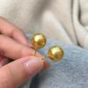 Aretes de Tuerca Redondos de Perla Shijia Imitación del Mar del Sur Dorada de Plata de Ley S925 para Mujer, Aguja de Plata, Modelo Nuevo 2023