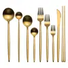 Amazon Acero inoxidable 304 Red social Vajilla Plata Titanio Negro plata Cuchillo para bistec Tenedor Cuchara Set portugués