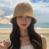 Sombrero de Paja Delgado Tejido Hueco para Mujer, Sombrero de Sol con Protección UV para Viajes de Verano, Adelgazante del Rostro, Sombrero de Sol Elegante y Versátil