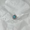 Pendientes de tornillo giratorio con forma de uña de gusano de oreja azul súper llamativos con forma de mariposa de amor y hueso de oreja de alta sensibilidad