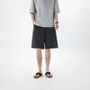 Shorts pretos listrados estilo americano para homens 2026, calças plissadas estilo old money de verão, shorts casuais no joelho atacado
