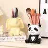 Estudia mucho y mantente con el portalápices de decoración pequeña de oso fresa panda genial para escritorio de estudiante niños Regalo de cumpleaños inspirador