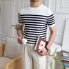 Camiseta de punto para hombre con cuello redondo a rayas de seda helada estilo Old Money, manga corta, Camisa de punto de manga corta casual de negocios ligeramente madura