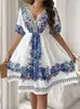 2026 Roupa Feminina de Comércio Exterior Estilo Europeu e Americano Plus Size Cruzada Estilo Palácio Estampado Cintura Marcada Emagrecedor Decote V Manga Lanterna Franzido Linha A