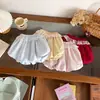 Shorts de verano para niñas, ropa de bebé elegante, pantalones bombachos con volantes de encaje únicos y modernos estilo coreano, pantalones cortos ajustados tipo falda