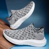 Zapatos Deportivos para Pareja, Transfronterizos Talla Grande Calados Ligeros de Tejido Volador, Slip-On Casuales de Malla, Zapatos Transpirables