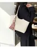 Bolsa de ombro tecida transfronteiriça de nicho para mulheres, moda outono 2026 bolsa tote feminina com zíper de grande capacidade, bolsa de ombro estilo cesta