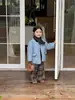 Invierno 2025 Nuevo Estilo Ropa Infantil Coreana Para Niñas Chaqueta de Algodón Floral Vintage Reversible Abrigo de Algodón Azul