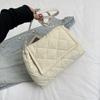 Bolsa de Ombro Acolchoada de Corrente de Luxo para Mulheres Estilo Coreano Moda Outono e Inverno Versátil Grande Capacidade Portátil Ombro Transversal