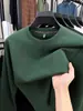 Camiseta de manga larga de alta calidad, moderna y a la moda para hombre, con cuello redondo, adecuada para hombres jóvenes, que ofrece una sensación cómoda y amigable con la piel.