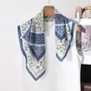 Pañuelo Cuadrado Pequeño 100% Algodón, Suave y Amigable con la Piel, Transpirable, Adecuado para Todas las Estaciones, Estilo Artístico, Pañuelo Decorativo Versátil, Bufanda para Cuello para Mujer