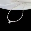 Colar de zircônia e pérola fresco e elegante para mulheres, luxo leve e toque de alta qualidade, corrente para clavícula adequada para uso diário e encontros, gargantilha versátil