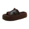 Pantuflas de exterior para otoño e invierno 2026, nuevas pantuflas de algodón de malla estilo felpa, pantuflas de interior de suela gruesa, pantuflas de exterior para mujer, estilo francés