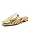 Meias-sapatilhas de couro macio com tira trançada para mulheres, moda de verão, mules de salto baixo, sem cadarço, adequadas para uso externo, sandálias versáteis 8011-1