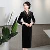 Qipao de Terciopelo Genuino de Shenzhen Modelo Nuevo Elegante Vestido de Invierno para Suegra Vestido de Novia para Madre Vestido de una Pieza Venta al por Mayor