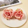 Rosa Vermelha Flor Artificial Cabeças de Flor Mini Cerimônia de Casamento Decoração de Casamento Decoração de Carro de Casamento Flor de Seda Artificial Lapela Fabricante Atacado