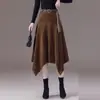 Falda de diseño irregular para mujer, nuevo estilo otoño 2026, talle alto retro, longitud media, fluida, estiliza y con dobladillo ancho