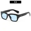Moda Europea y Americana 2026 Nuevo Estilo Gafas de Sol Cuadradas con Tachuelas Estilo Callejero Versátiles de Moda Gafas de Sol de Personalidad para Mujer