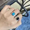 Anillo de Plata de Ley 925 con Dijes, Incrustado con Ágata Roja Natural del Sur y Turquesa Azul, Anillo Versátil Clásico Peter Stone