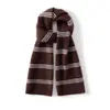 Bufanda estilo universitario de cachemira, diseño a rayas, unisex, adecuada para parejas, rejuvenecedora, cálida, estilo básico, bufanda simple