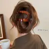 Pinza Curva Plana de Abulón Azul para Mujer, Estilo de Alta Gama, Nuevo Modelo 2025, Pinza para el Cabello que No Irrita la Parte Posterior de la Cabeza, Pinza de Pato