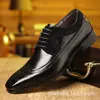 Zapatos casuales de negocios para hombre comercio electrónico transfronterizo estilo caballero talla grande zapatos de vestir para hombre en stock una generación de 5670