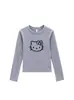 Top Interior Negro de Cuello Redondo con Diseño de Dibujos Animados Estilo Americano, Corte Ajustado, Favorecedor, Camiseta de Manga Larga para Mujer