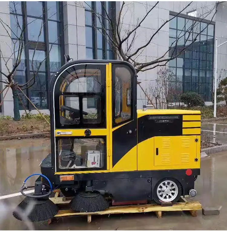 9全封闭扫地车 (9).jpg