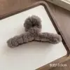Pinza de Pelo de Felpa Marrón para Mujer Otoño e Invierno 2025 Nuevo Pinza de Pelo de Gama Alta para la Parte Posterior de la Cabeza Pinza de Tiburón Pasador Pasador