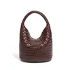 Comércio Exterior Novo Padrão Espinha de Peixe Tecido à Mão Bolsa Feminina Cesta de Legumes Bolsa de Mão Bolsa Balde Elegante Versátil Bolsa de Ombro Único Transversal