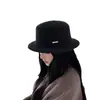 Gorro de Punto Cálido de Color Sólido Simple Japonés para Mujer Invierno Nuevo Versátil Casual Sombrero de Pescador Elegante Temperamento Moderno