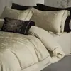 Conjunto de Quatro Peças Jacquard Tingido em Fio de Algodão Tencel e Linho de Qualidade Premium 140 Fios com Toque de Luxo Leve e de Alta Qualidade, Apresentando Design Vazado