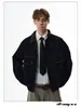 Chaqueta de mezclilla con solapas de colorblock estilo retro americano para hombre, chaqueta de mezclilla de trabajo holgada de moda para primavera y otoño para hombre