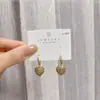 Aretes de Corazón de Diamante Completo Color Café Maillard en Cobre, de Moda, Lujo Ligero, de Nicho, Gama Alta, Exquisitos y Populares