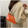 Bolsa de axila com laço super popular 2025, bolsa de ombro de axila em PU moderna e estilosa, bolsa pequena, bolsa de axila de venda quente transfronteiriça