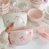 Novo Conjunto de Tigelas e Pratos Rosa Resistentes a Altas Temperaturas, Seguro para Micro-ondas, Conjunto de Quatro Peças com Design de Laço Fofo para Uso Doméstico