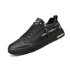 Zapatos Blancos de Exterior Moda Masculina Tendencia Versátiles Parte Superior de Cuero Zapatos de Verano Nuevos Casuales Zapatos de Hombre Venta Directa de Fábrica
