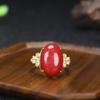 Transmisión en vivo con anillo de rosa con incrustaciones de oro púrpura de cinabrio de alto contenido, anillo de lujo ligero para mujer, anillo de piedra preciosa