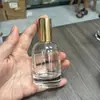 F086Q-50Ml Em Estoque Frasco Recarregável de Perfume com Tampa de Rosca Frasco de Perfume Portátil com Spray Frasco de Vidro Vazio com Spray