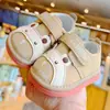 Zapatos para niños pequeños, nuevos modelos de primavera y otoño, zapatos para bebés principiantes para niños de 1 a 2 años, suela blanda, antideslizantes, con sonido de chirrido, de dibujos animados