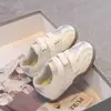 Zapatos Casuales Masuism 2026 Estilo Nuevo con Velcro, Zapatos Deportivos Ligeros, Tenis Planos Versátiles para Mujer, Lunares de Primavera